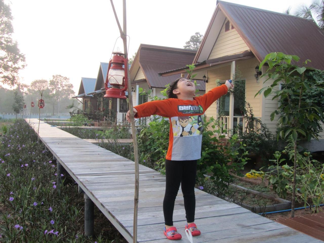 Baan Thung Home Stay Prasat Eksteriør billede
