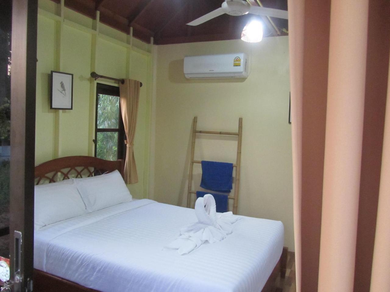 Baan Thung Home Stay Prasat Eksteriør billede