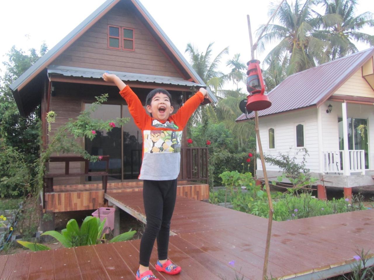 Baan Thung Home Stay Prasat Eksteriør billede